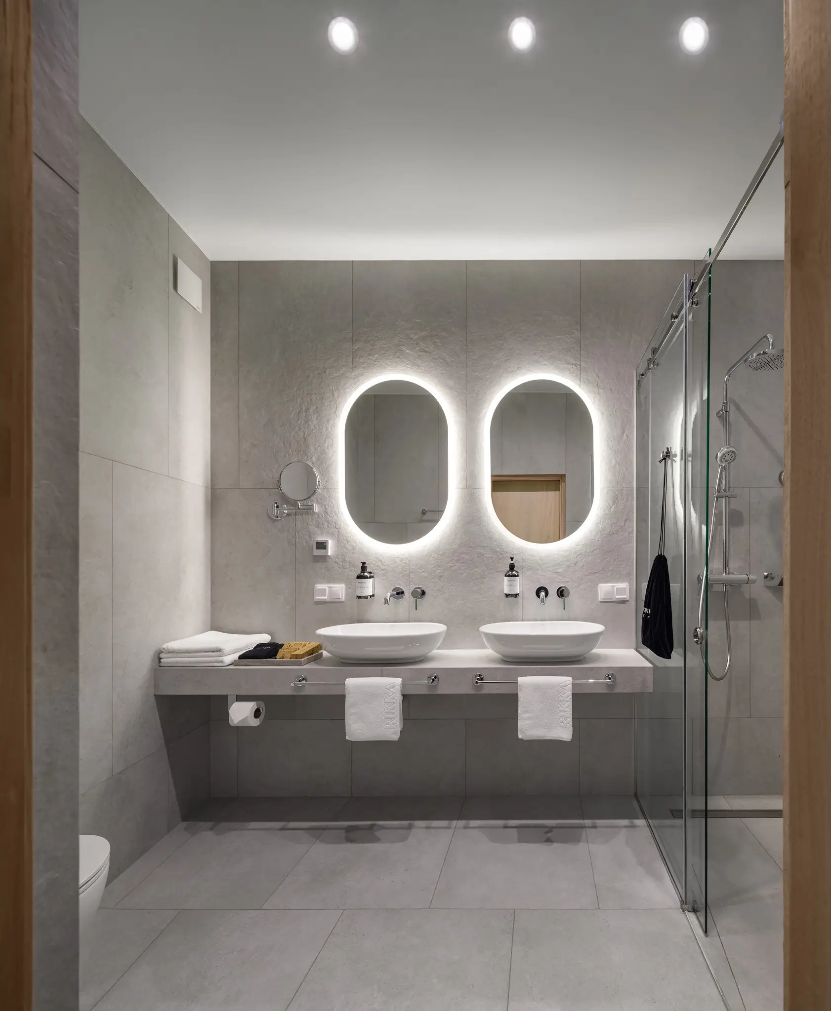 Сімейний люкс із кухнею та балконом в Rikka &mdash; відпочинок у Закарпатті &ndash; Зображення 35