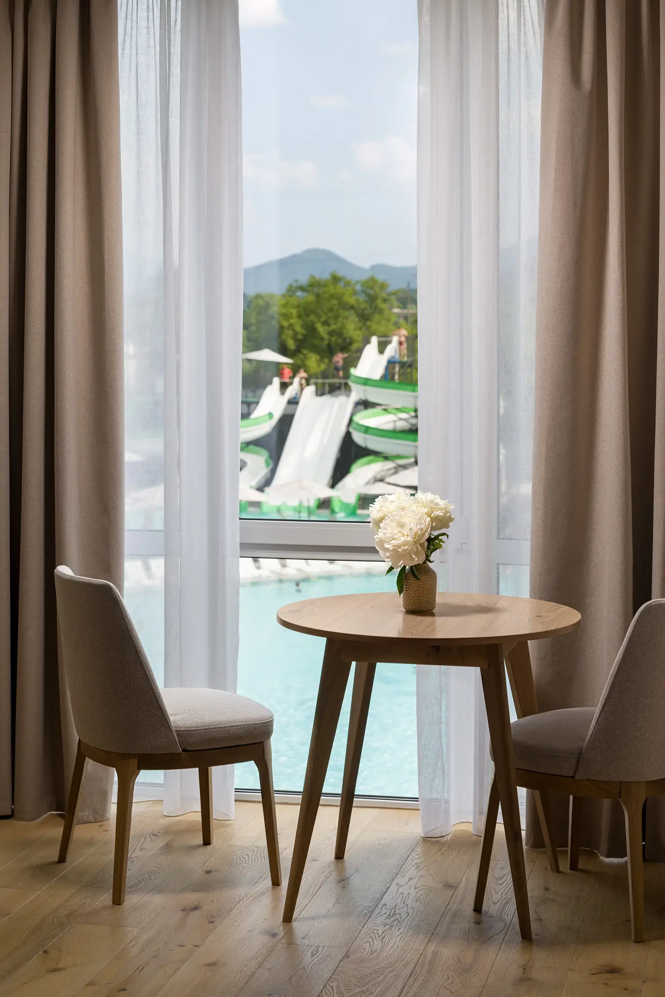 Люкс з кухнею та спальнею у Rikka Khust &mdash; номер в Закарпатті &ndash; Зображення 34