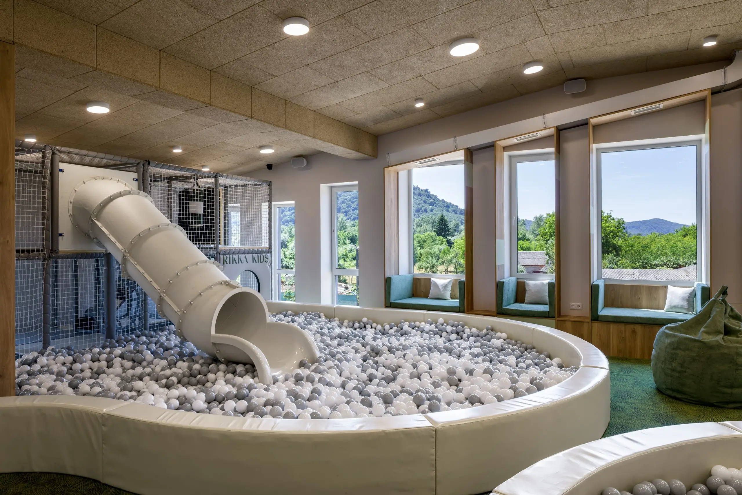 Відпочинок з дітьми в Rikka — дитячий клуб, аквапарк і розваги у Хусті – Зображення 7