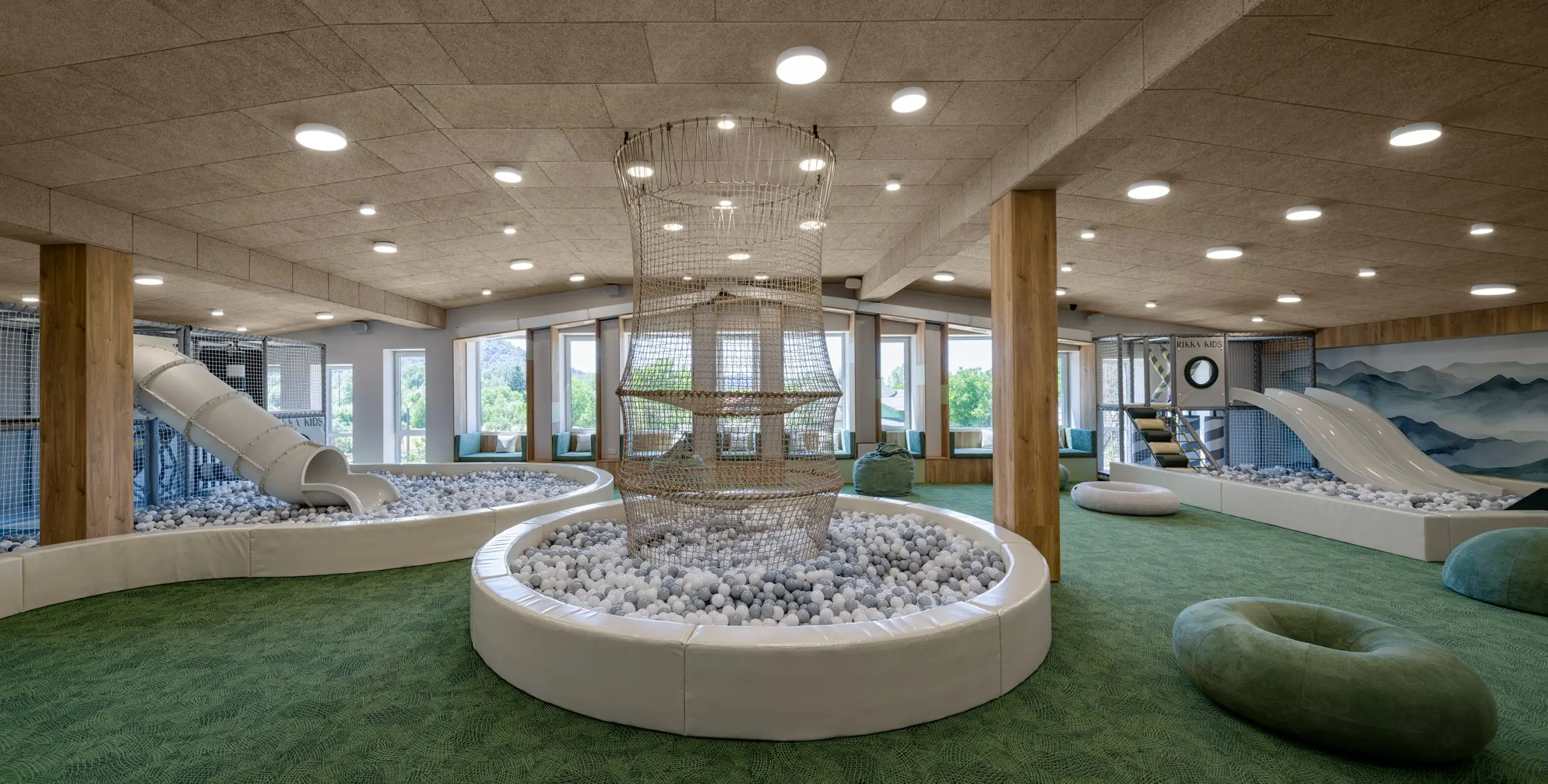 Відпочинок з дітьми в Rikka — дитячий клуб, аквапарк і розваги у Хусті – Зображення 5