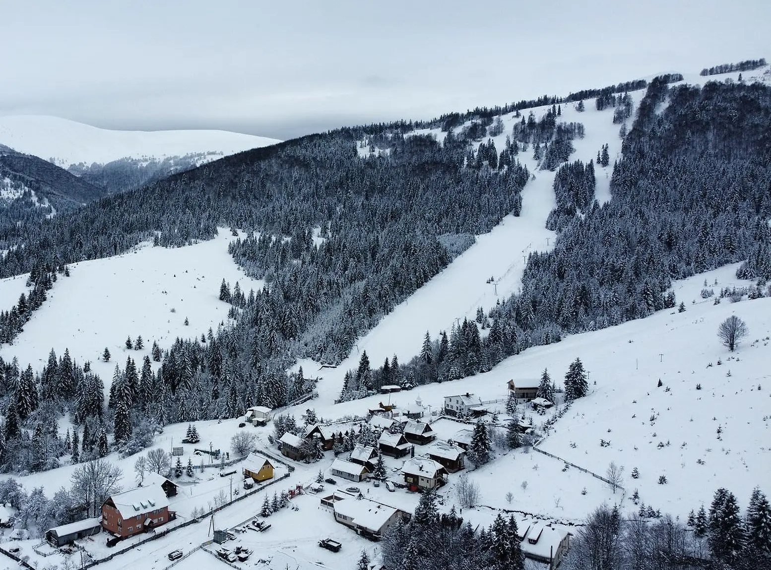 Найкращі лижні траси та підйомники біля Хуста - RIKKA Khust &ndash; Зображення 4